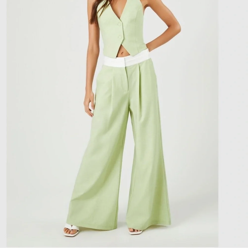 Dress pants - Picture 1 of 4